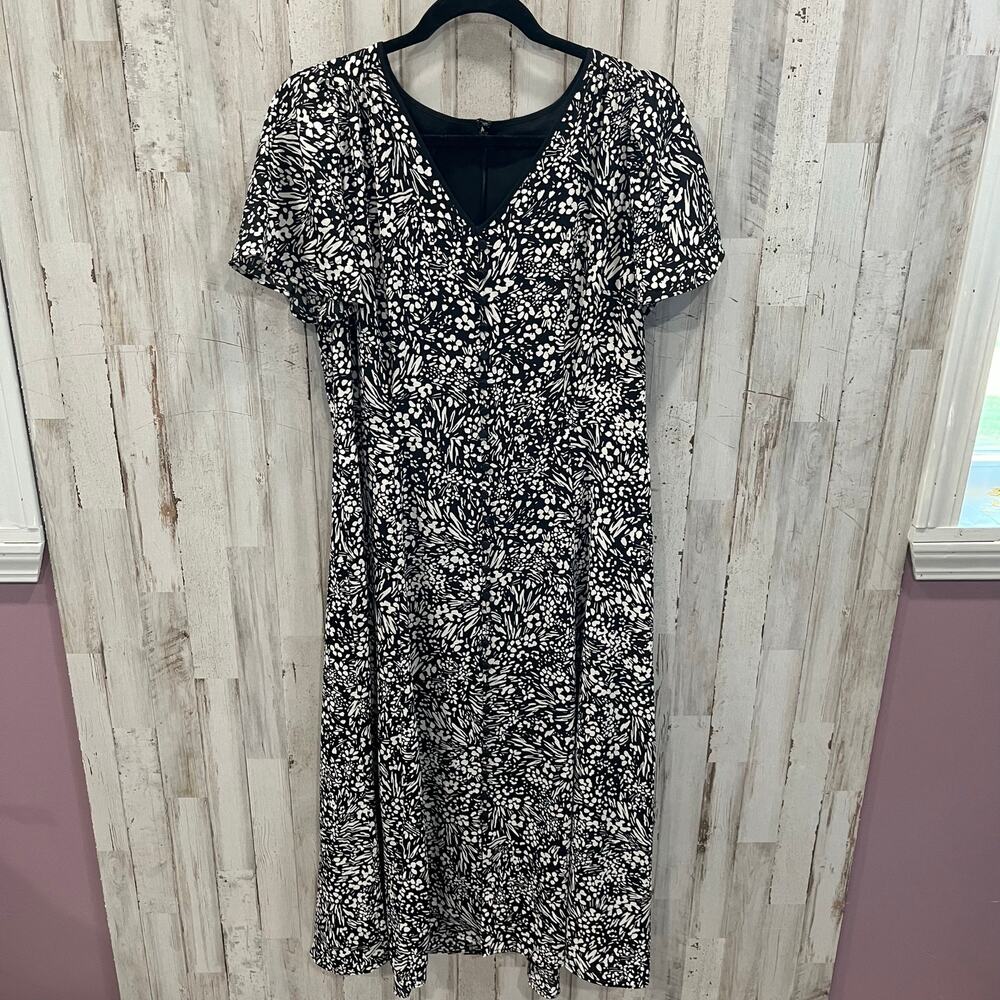 Talbots Floral Short Flutter Sleeve Buttons Retro 90s Fit & Flare Midi Dress 8